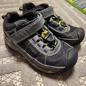 Keen Chandler Toddler Boys Velcro Hiking Shoes
